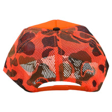 Load image into Gallery viewer, CORNBREAD BUCK HUNTER CAMO HAT
