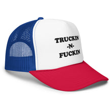 Load image into Gallery viewer, Truckin hat
